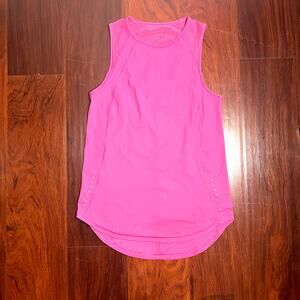 Lululemon women pink/purple tank size 6/8?